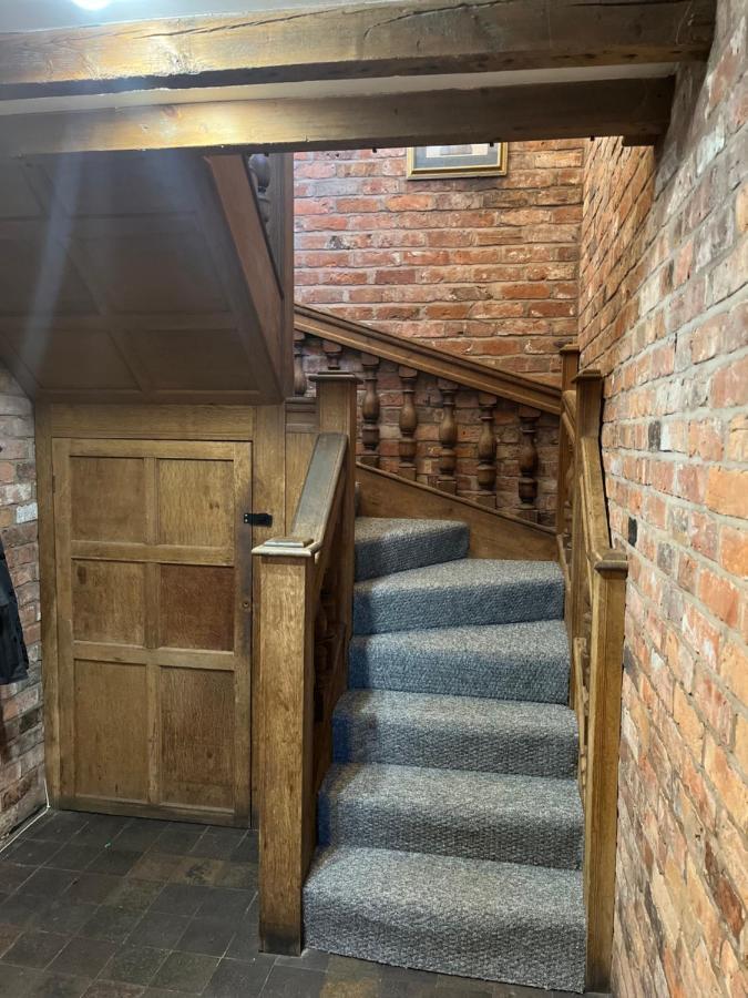 Pillory House Loft Apartment *